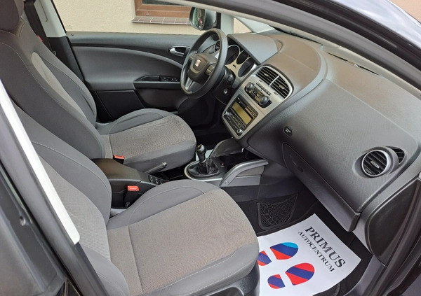 Seat Altea XL cena 23500 przebieg: 174000, rok produkcji 2011 z Chodzież małe 211